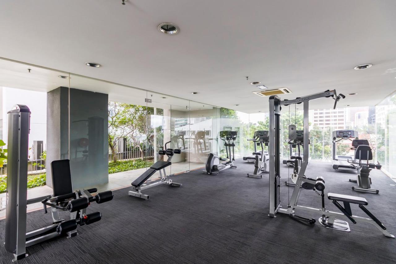 Pj8 Service Suites By Airhost Petaling Jaya Exterior foto