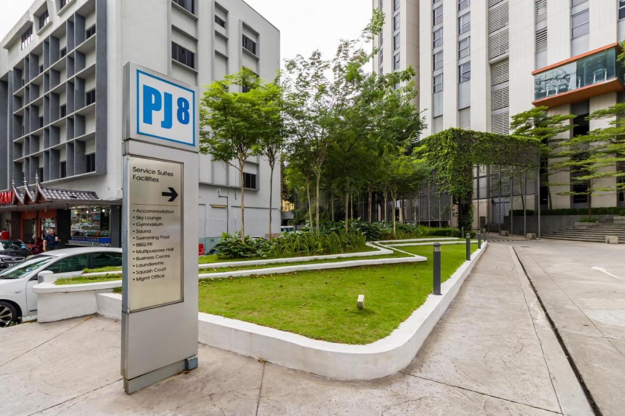 Pj8 Service Suites By Airhost Petaling Jaya Exterior foto